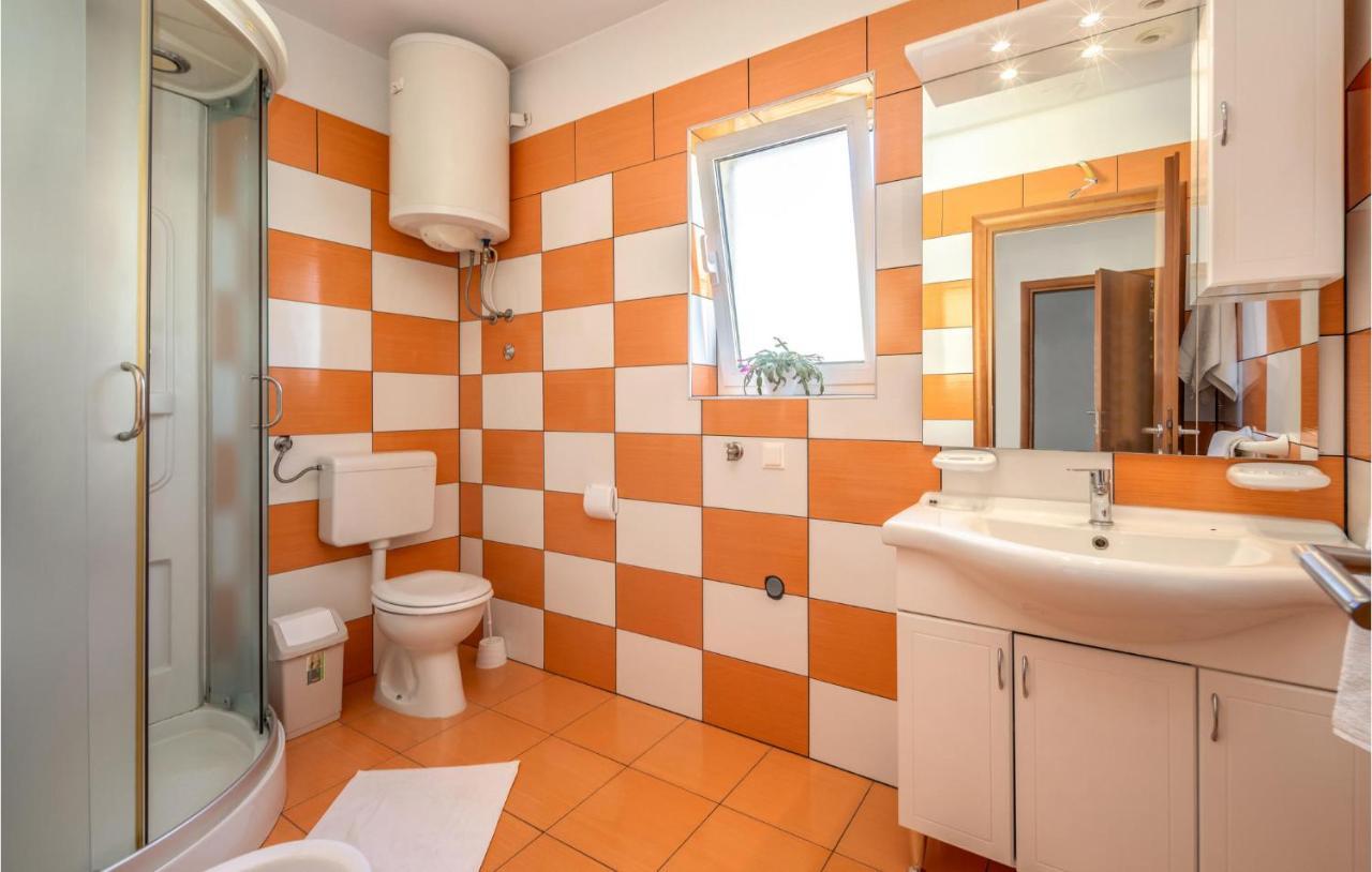 Stunning Apartment In Crikvenica With Wifi Buitenkant foto