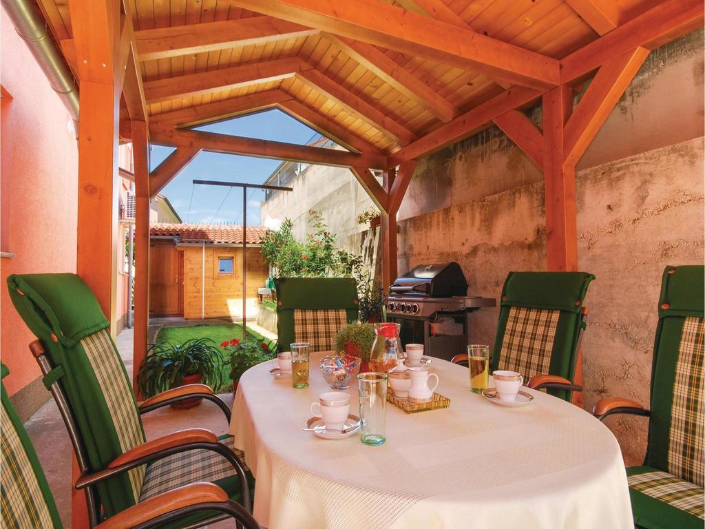 Stunning Apartment In Crikvenica With Wifi Buitenkant foto