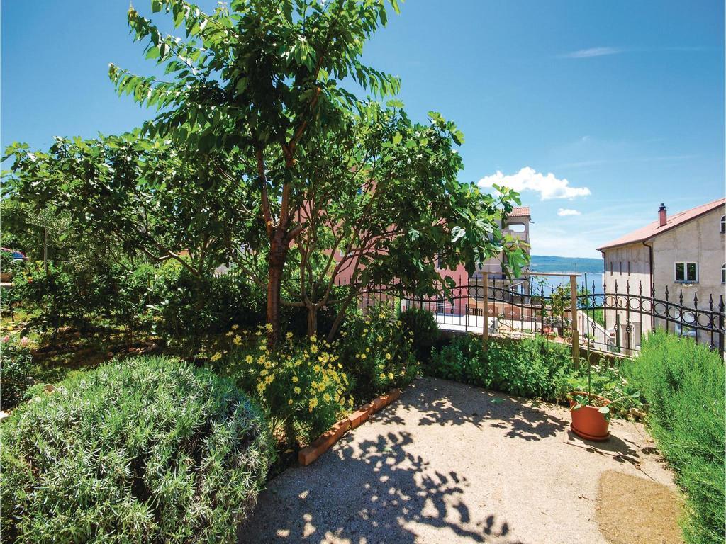 Stunning Apartment In Crikvenica With Wifi Buitenkant foto