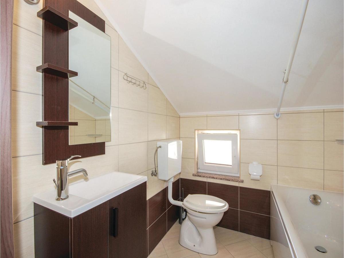 Stunning Apartment In Crikvenica With Wifi Buitenkant foto