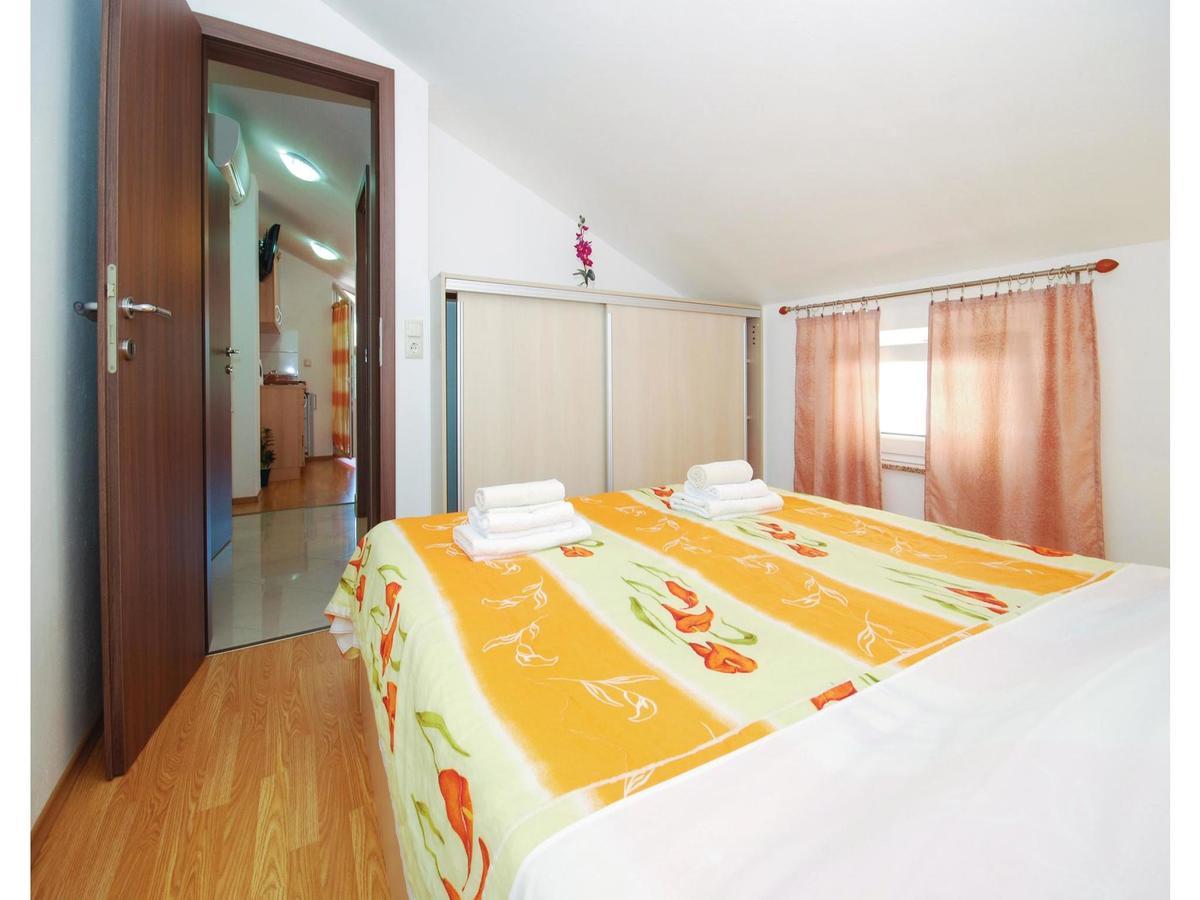 Stunning Apartment In Crikvenica With Wifi Buitenkant foto